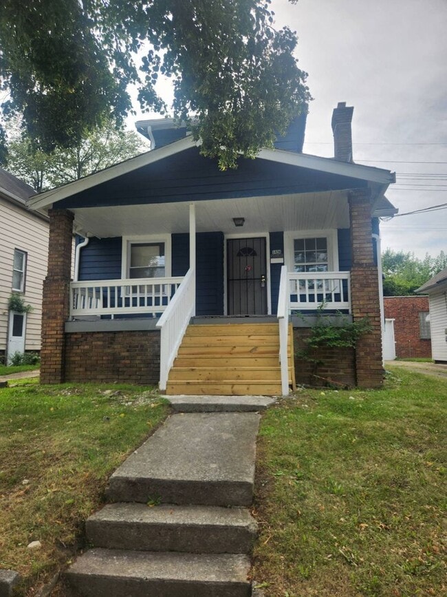 Building Photo - Charming 4-Bedroom Property in Prime Location Rental