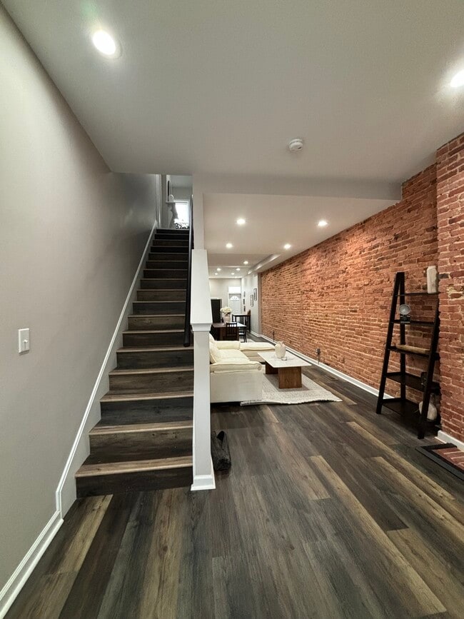 Photo - 1151 Myrtle Ave