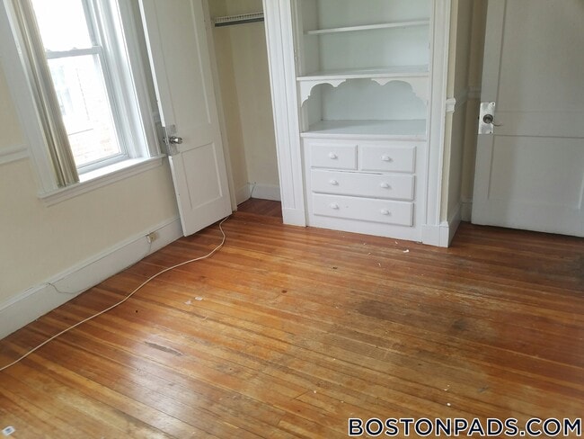 Photo - 15 Barrows St Unit 5