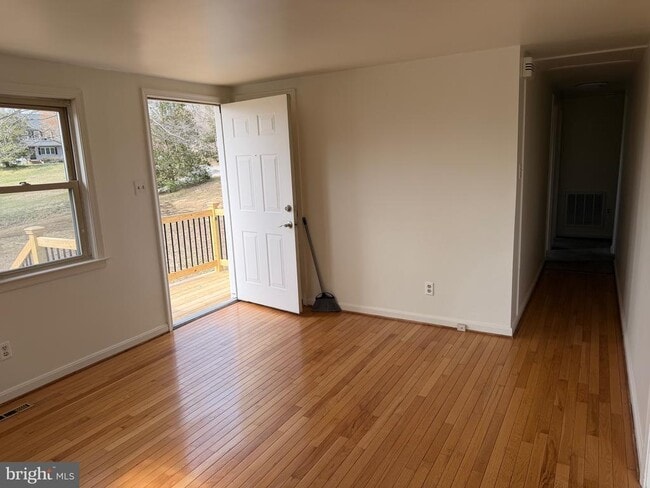 Photo - 7285 Clyde Jones Rd