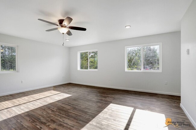 Photo - 16320 E Bradford Dr