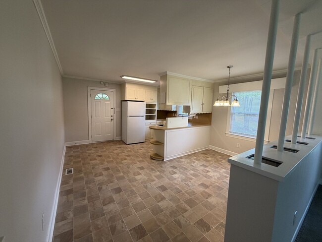 Photo - 281 Alcove Rd