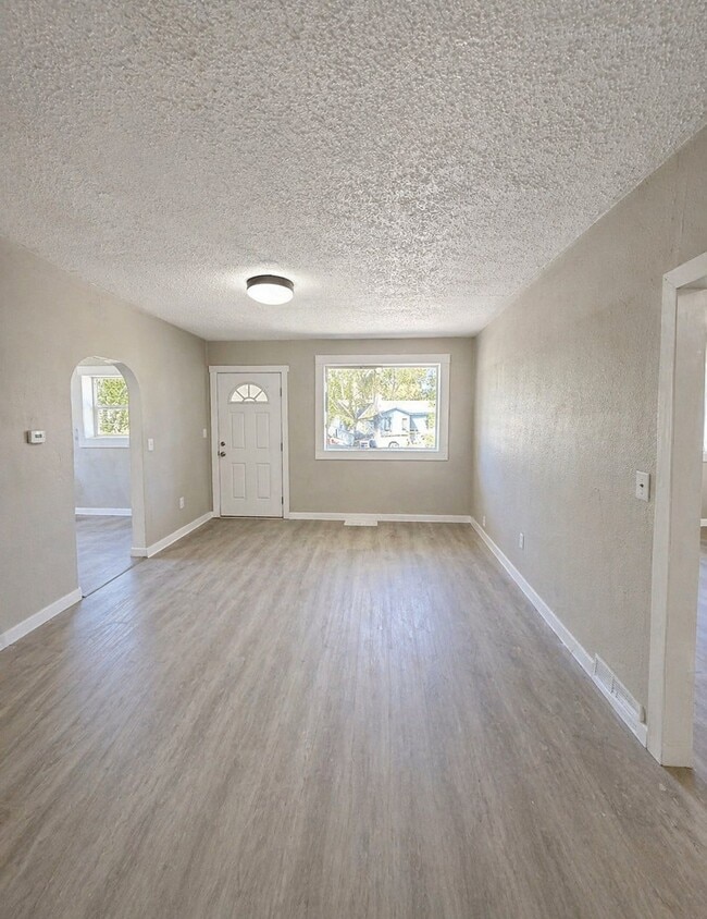 Photo - 516 N Hudson Ave