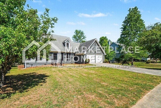 Photo - 190 Willow Glenn Dr