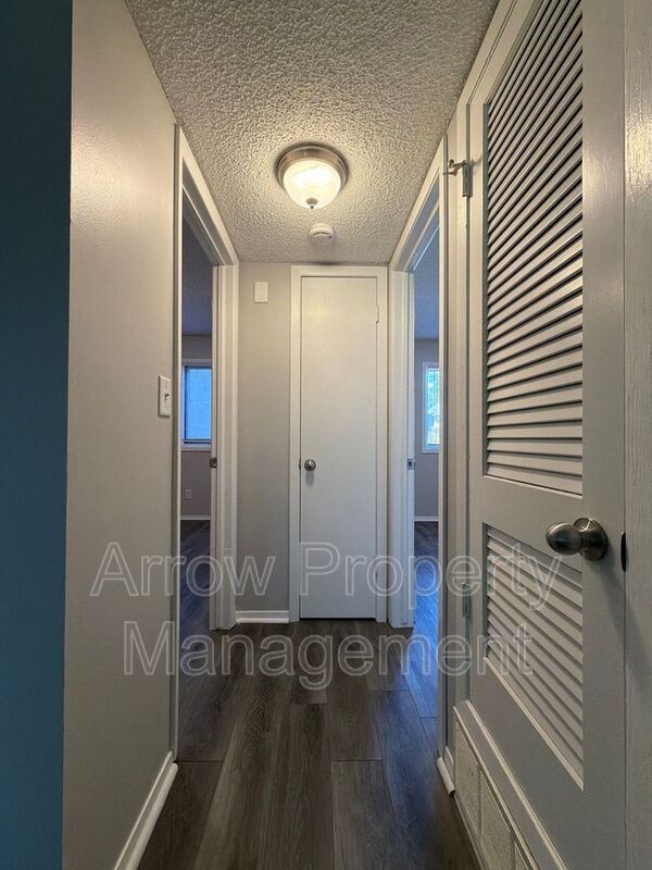 Photo - 729 H St Unit 2