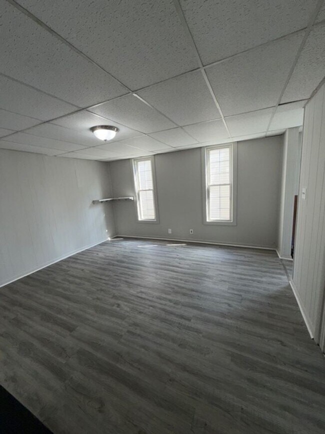 Photo - 1411 W Maryland St Unit B