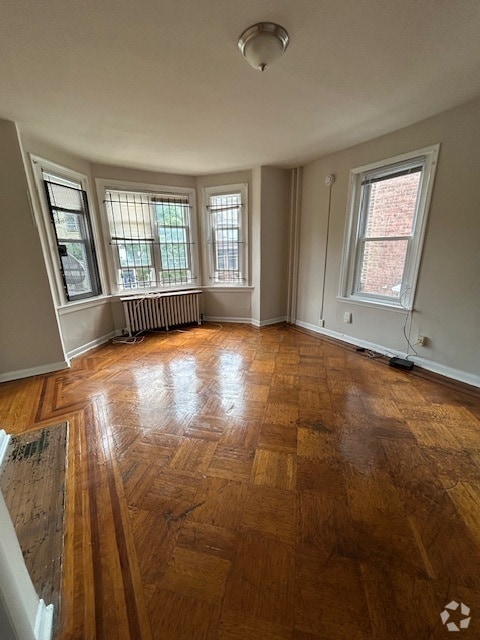Building Photo - 4321 Pine St Unit 2F Rental