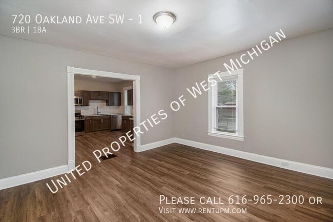 Photo - 720 Oakland Ave SW Unit 1