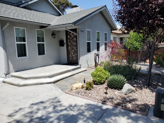 3 + 2 STAND ALONE HOUSE - 3 + 2 STAND ALONE HOUSE