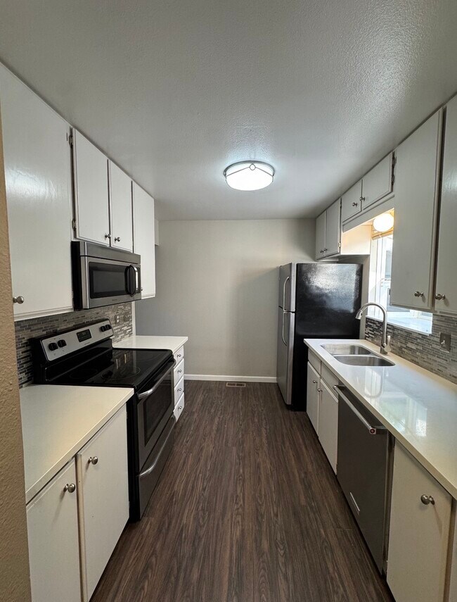 Photo - 1579 NW Eastbrook Ct