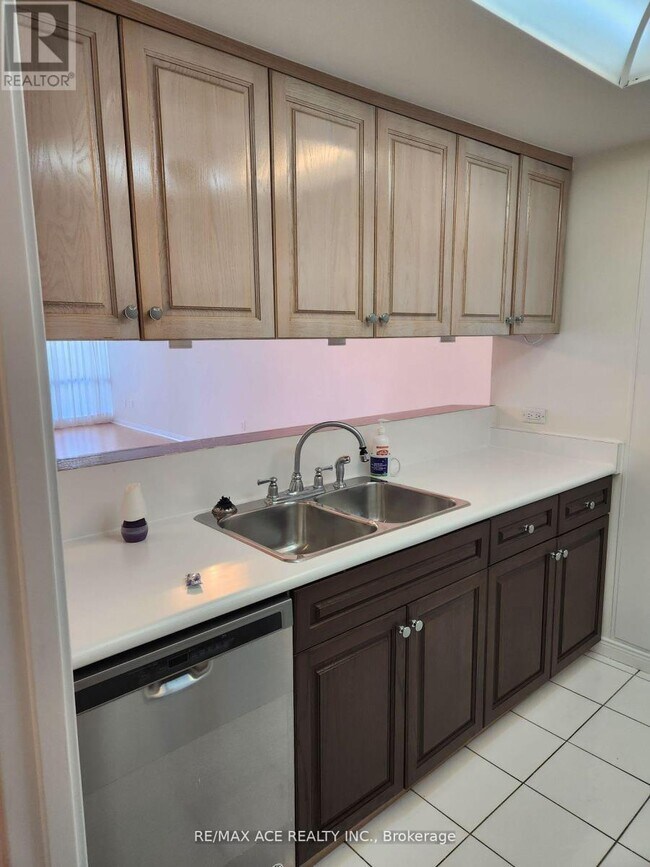 Photo - 1555 Finch Ave E Unit 1609