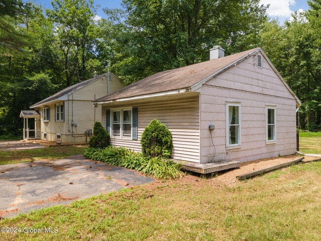 Building Photo - 293-295-295 Church Rd Rental