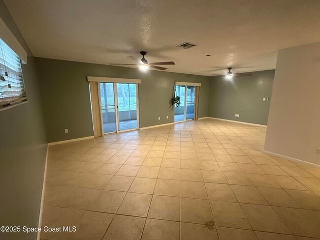 Photo - 325 Trinidad Dr