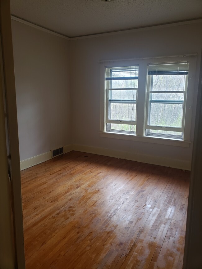 Photo - 1517 Waverly Ave