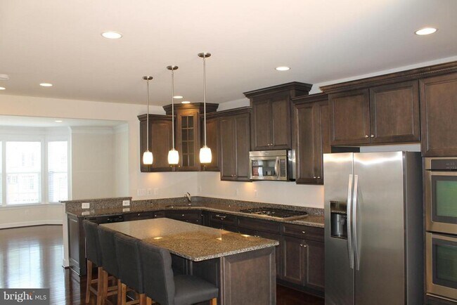 Photo - 20244 Center Brook Square