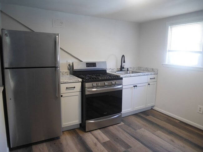 Building Photo - 1207EA Unit 3