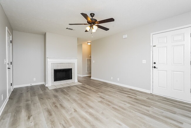 Photo - 1225 Akins Ridge Dr