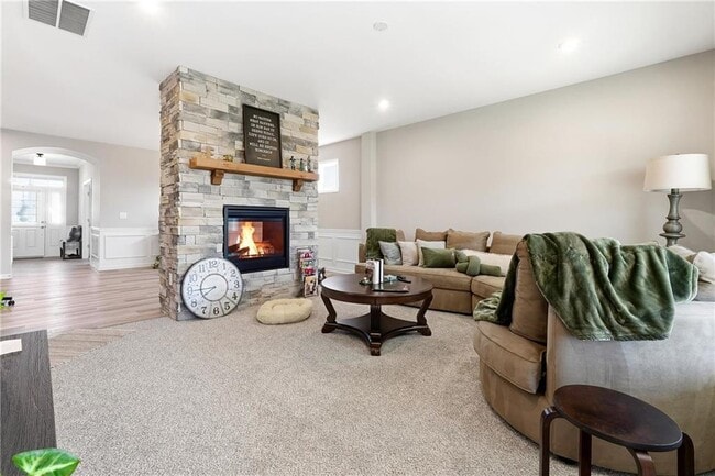 Building Photo - 158 Laurel Farms Ln