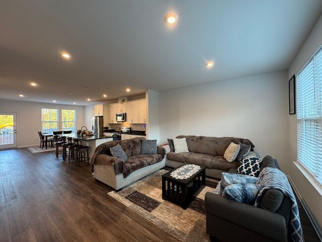 Photo - Modern 4 Bed 3.5 Bath Interior Townhome In...