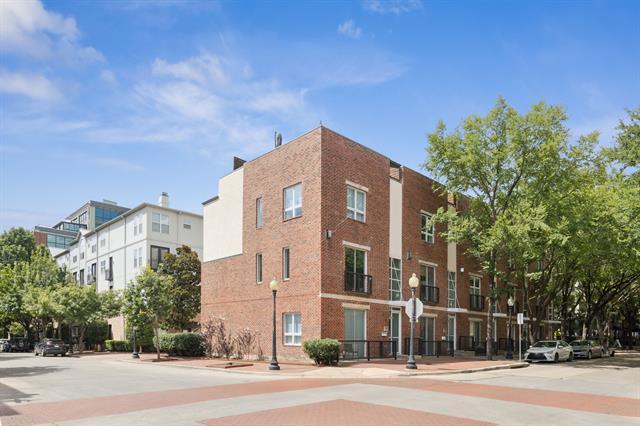 Photo - 3003 State St Townhome
