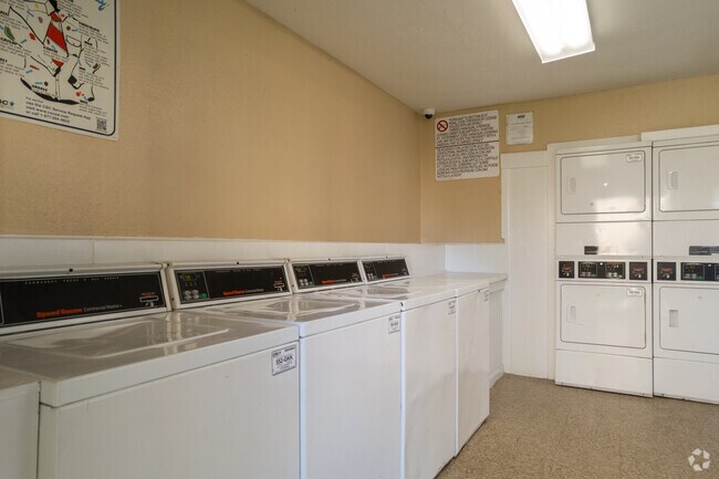 2410 S Kirkwood Rd Laundry Center