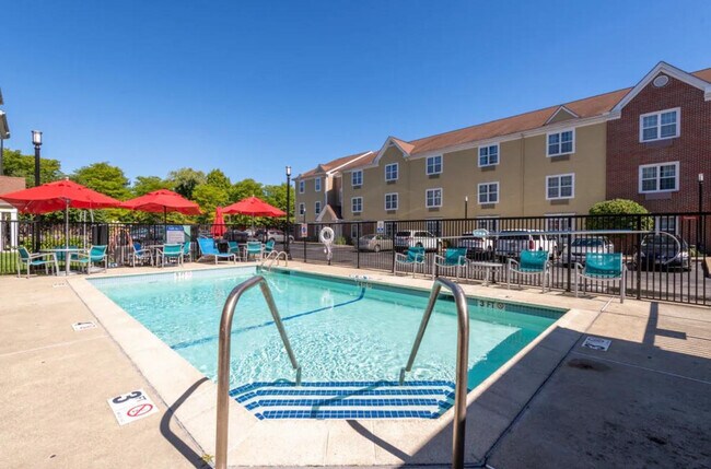 Photo - 30 International Pl Unidad ID1039512P