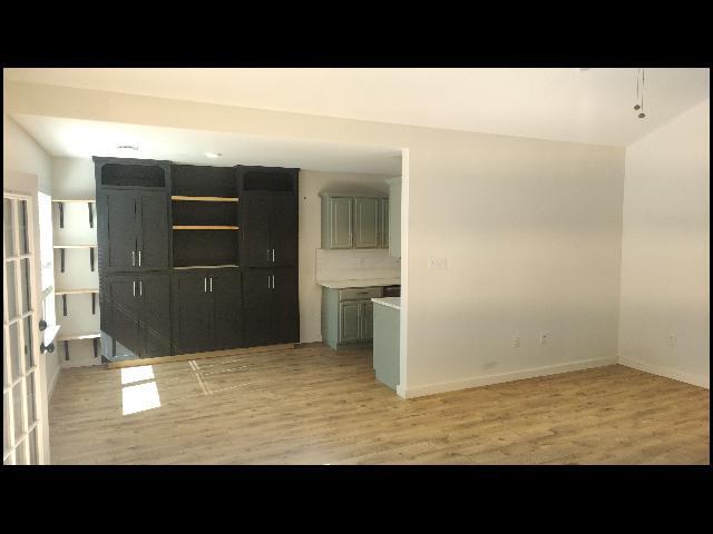 Photo - 1350 N Parker St