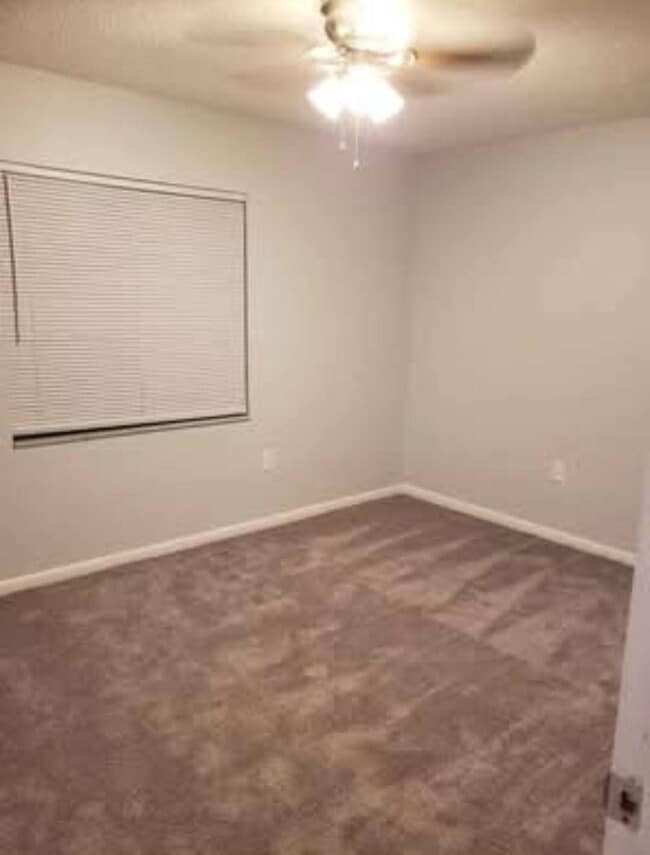 2118 Navel Cir S