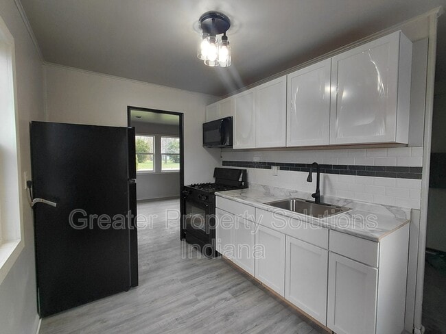 Photo - 533 Highland Ave