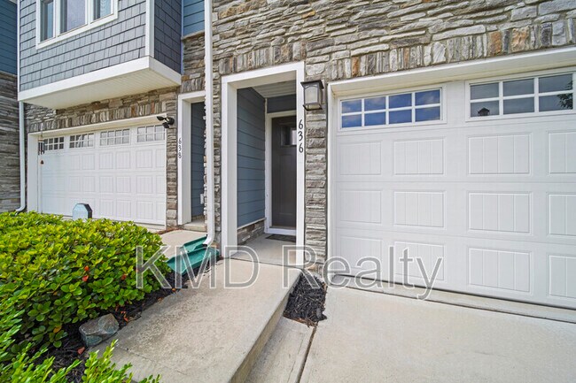 Photo - 636 Crudent Rd