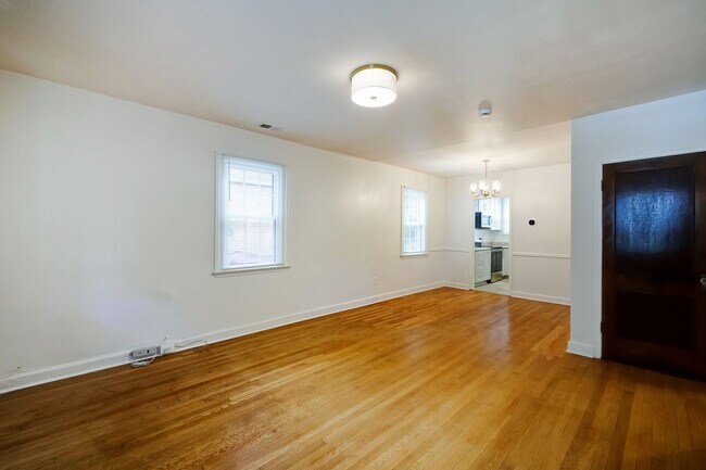 Photo - Bethesda Near DC Line- Where Style & Charm...