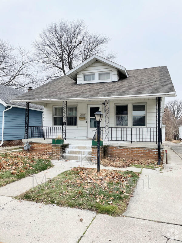 Building Photo - 2056 Cummings Ave Rental