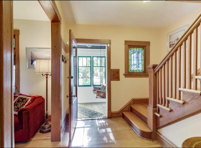 Photo - 804 S Grove Ave