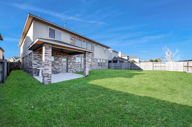 Building Photo - 4919 Blackwater Ln