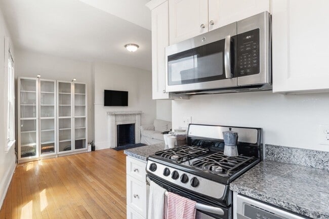 Photo - 62 W Cedar St Unit 2