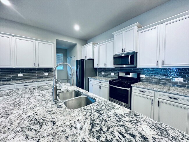 Photo - 1217 Antelope Passing Dr