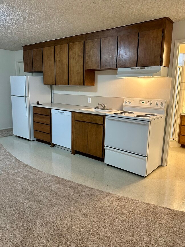 Building Photo - 3031 21st Ave W Unit B