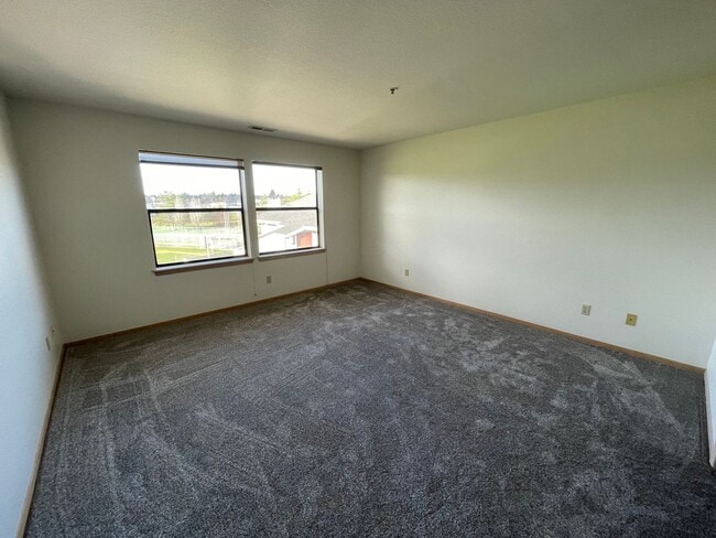 Photo - Absolutely stunning View! 2 bed condo downtown on the water!