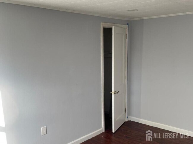 Photo - 60 Linden St