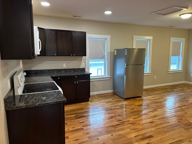 Photo - 38 Columbia St Unit 3