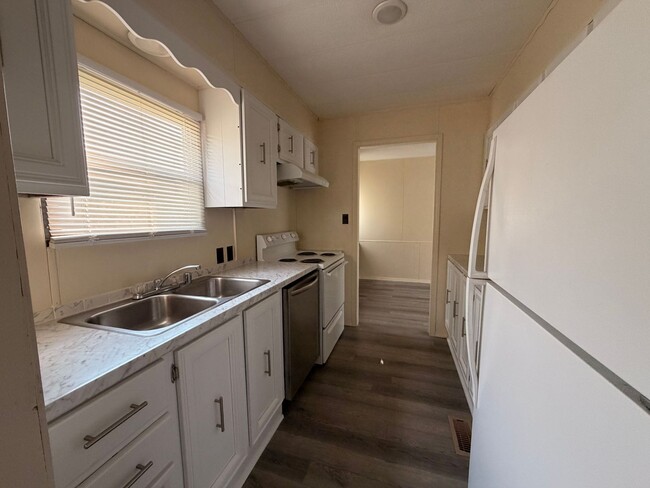 Photo - Charming 3-bedroom, 2-bathroom home in Dover, AR.