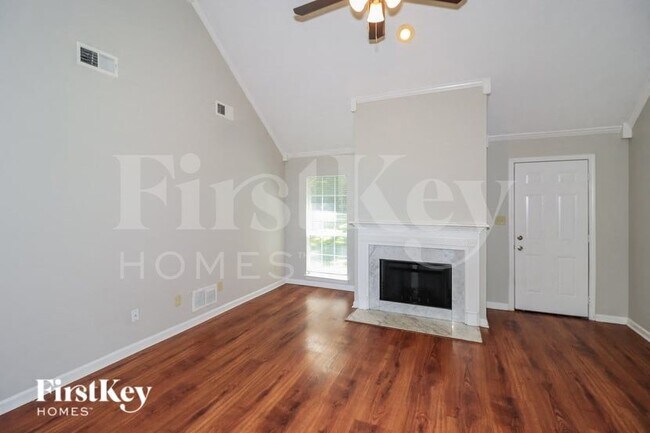 Photo - 5659 Blackburg Dr