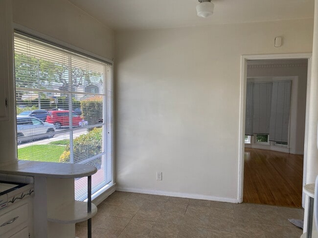 Photo - 2047 S Holt Ave Unit 2047