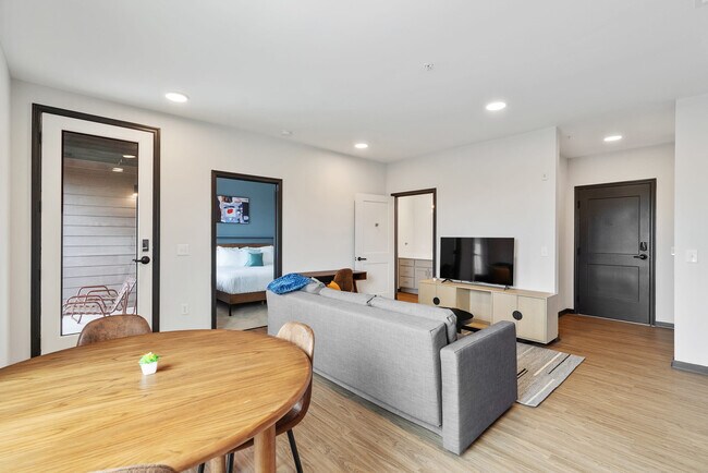 Photo - 423 E Michigan St Apartamento Unidad ID1026477P