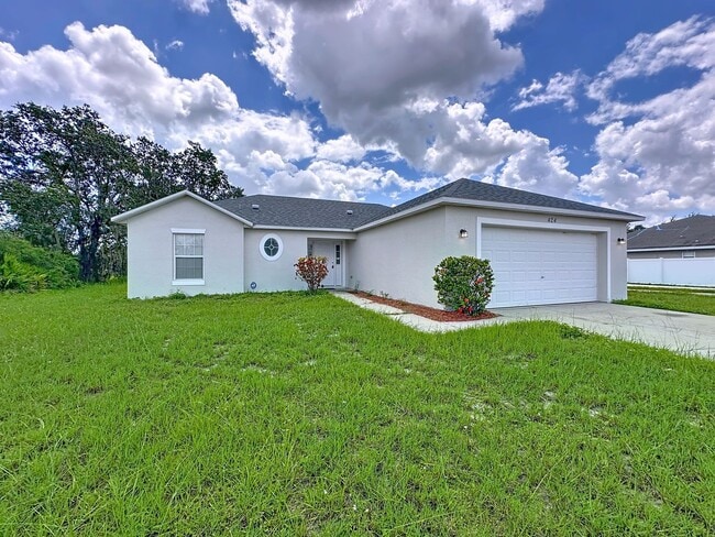Building Photo - Single Family Home in Village 7 Poinciana