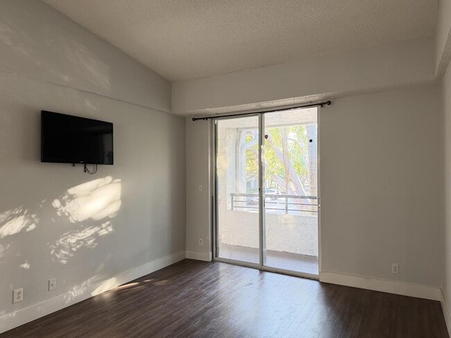 Photo - 921 Lyons Rd Unit 3205