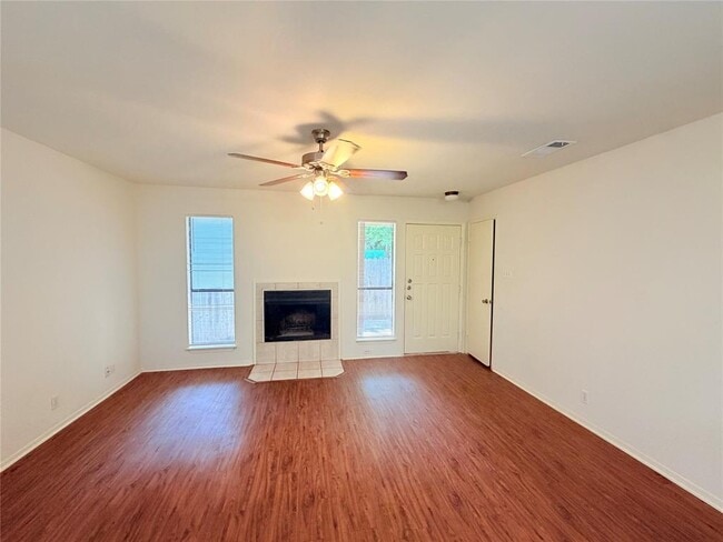 405 Parkhill Cove