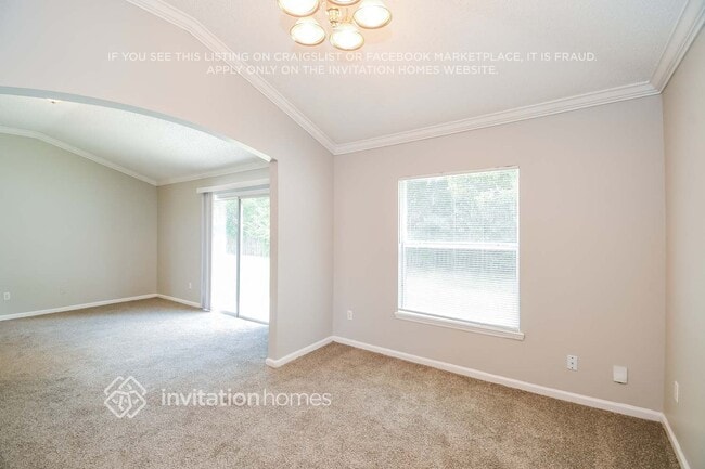 Photo - 9294 Thunderbolt Dr