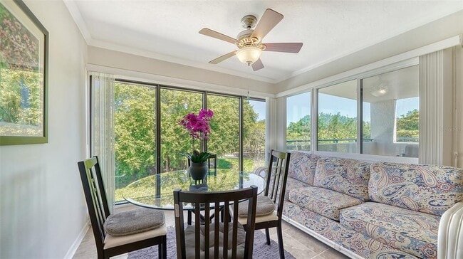 Photo - 835 S Osprey Ave Unit 201