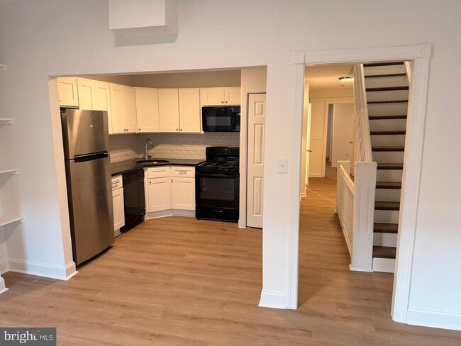 Photo - 1431 Wolf St